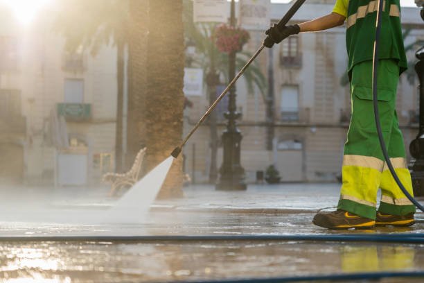 Best Pressure Washing Contractors  in Silver Lake, OH
